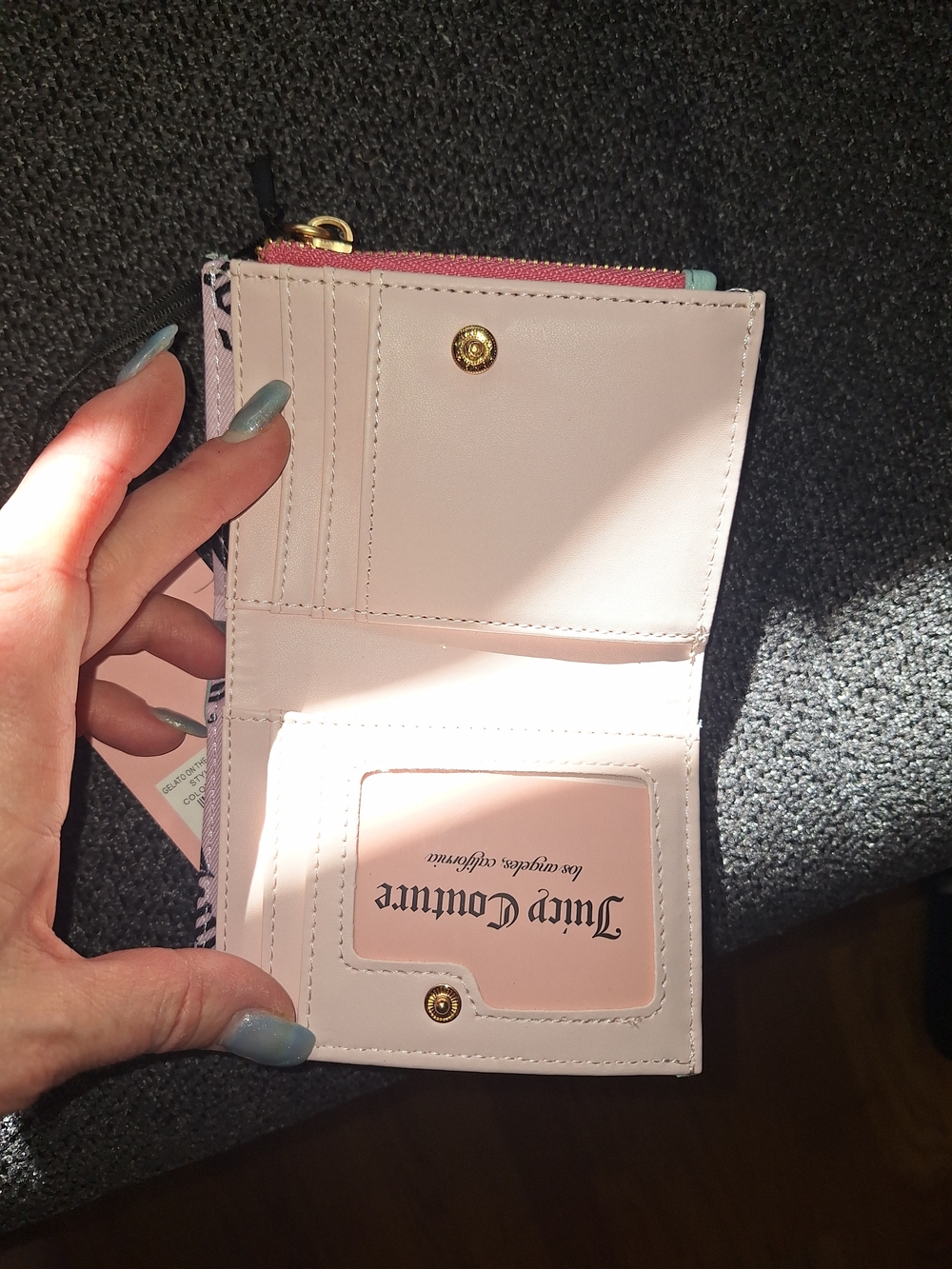 Juicy Couture Metallic Pink Card Case Wallet with Blue Trim - Picture 6 of 6